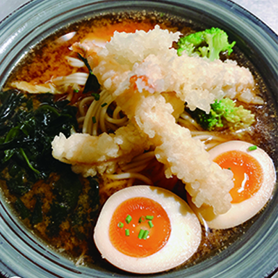 Ramen de tempura de langostinos